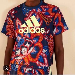 FARM Rio Multicolor Floral Short Sleeve Tee